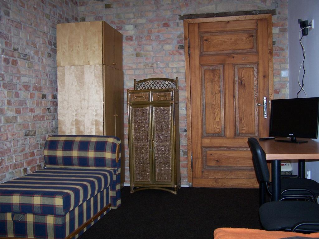 Film Hostel พอซนาน ภายนอก รูปภาพ