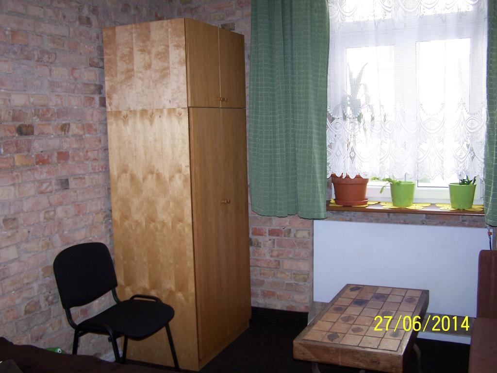 Film Hostel พอซนาน ภายนอก รูปภาพ