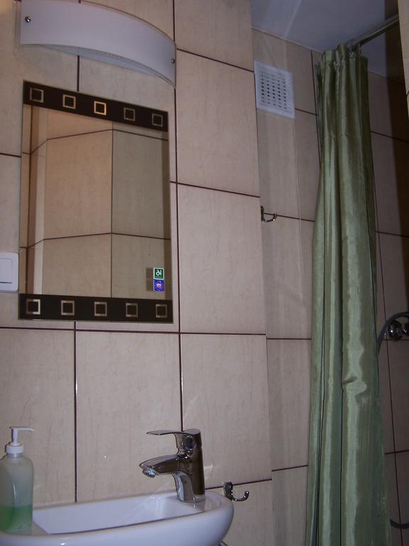 Film Hostel พอซนาน ห้อง รูปภาพ