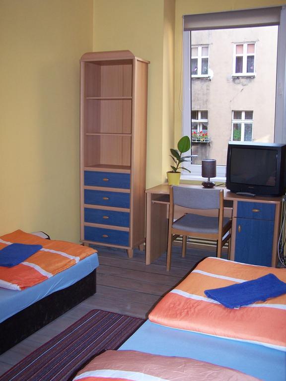 Film Hostel พอซนาน ภายนอก รูปภาพ