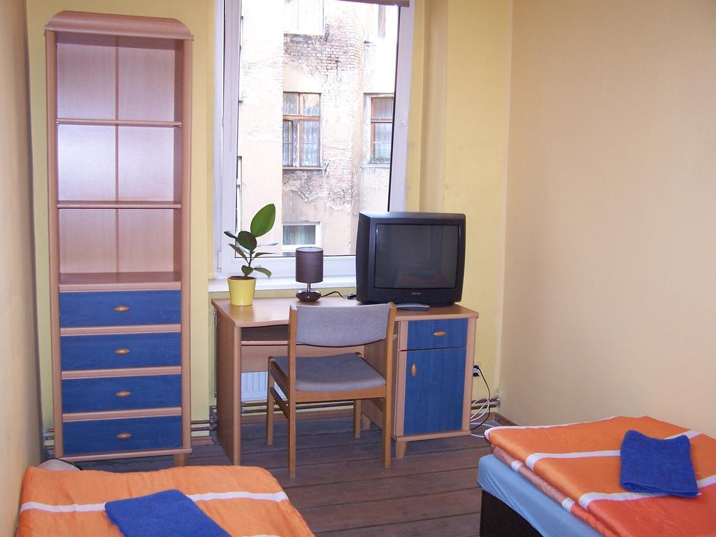Film Hostel พอซนาน ห้อง รูปภาพ